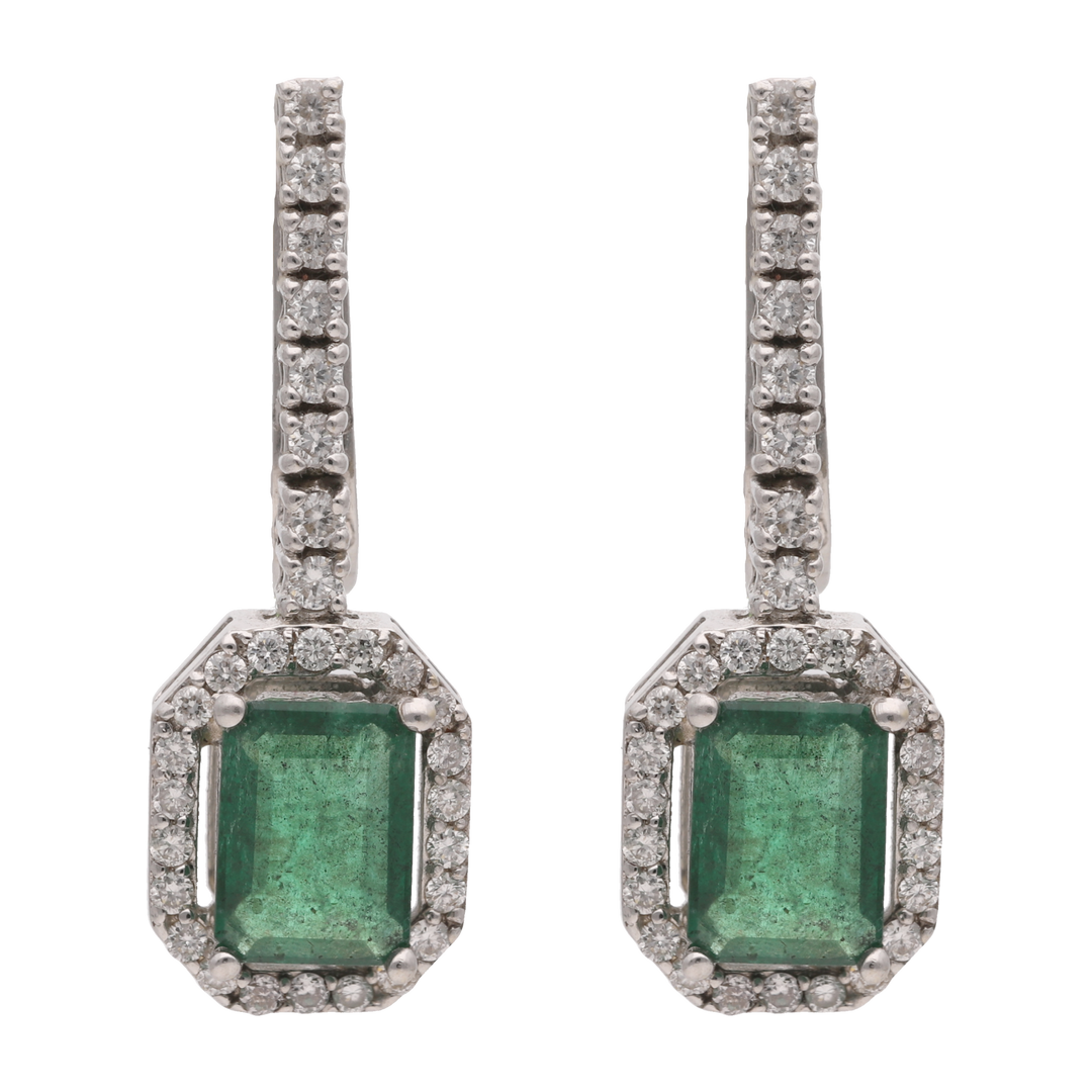 Aretes tira brillantes y esmeralda 18K