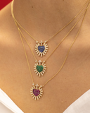 Collar Sagrado Corazón piedras 14K