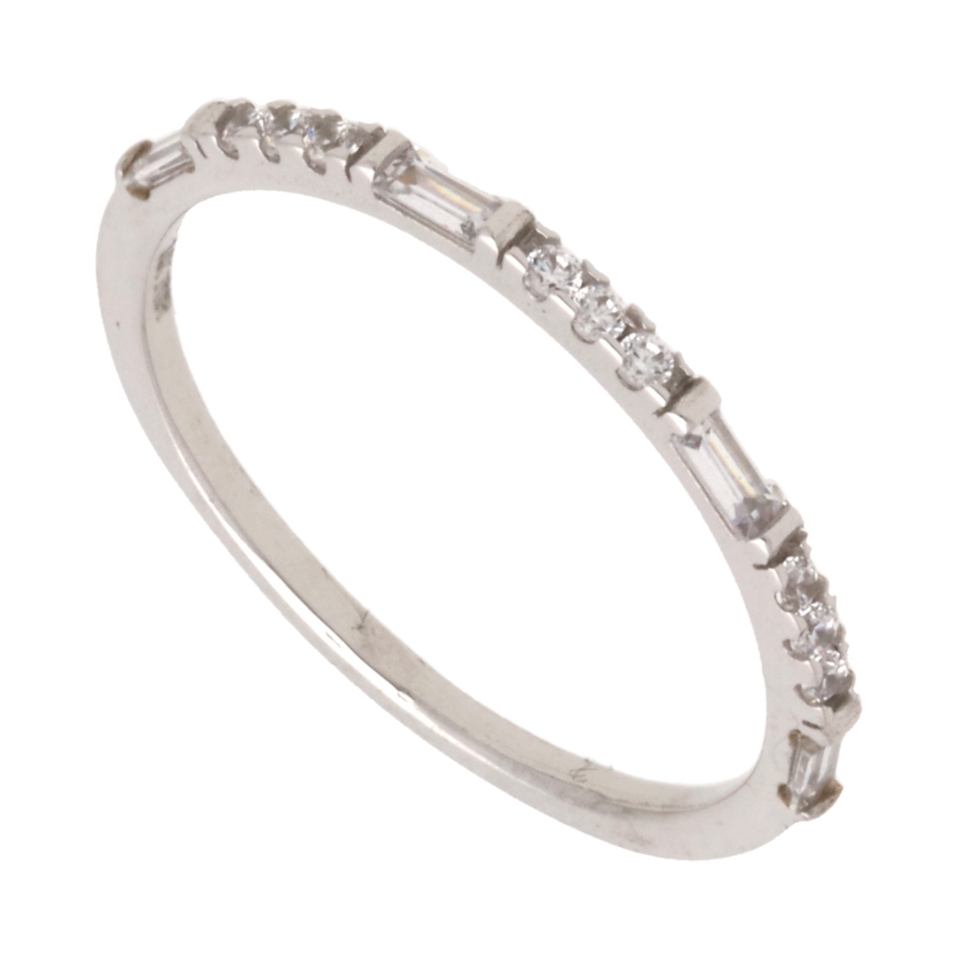 Anillo delgado 14K circonias