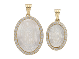 Medalla oval madre perla bisel circonias 14K