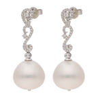Aretes largos oro blanco 18K brillantes y calabazo 16 mm