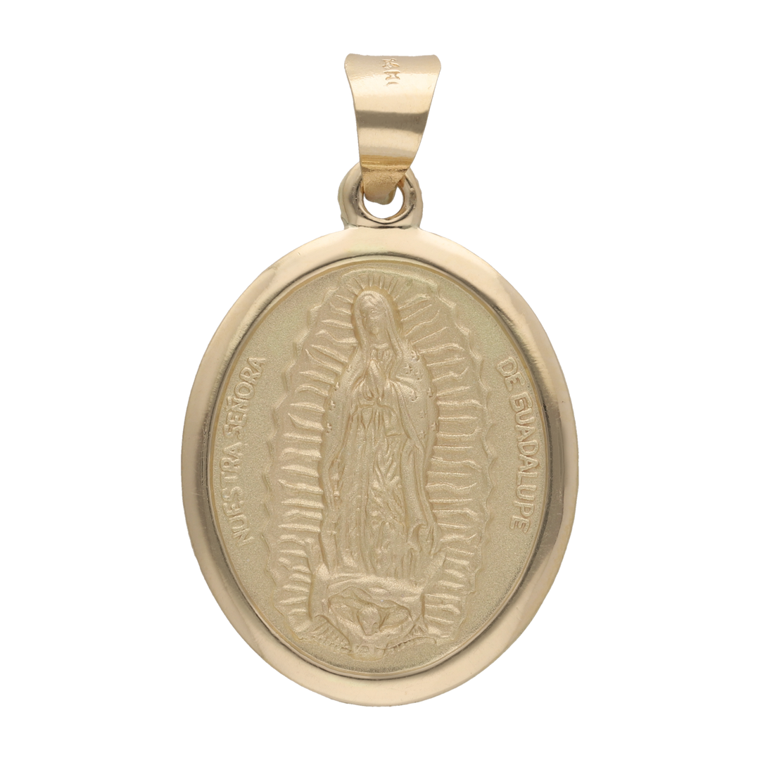 Medalla oval grande Guadalupe bisel liso 14K