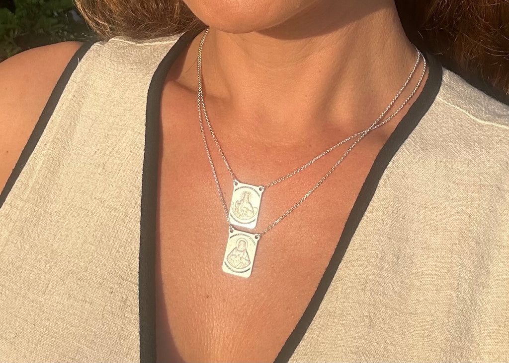 Escapulario desnivel Virgen del Carmen plata