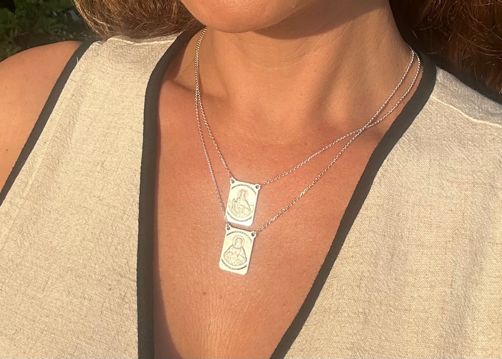 Escapulario desnivel Virgen del Carmen plata