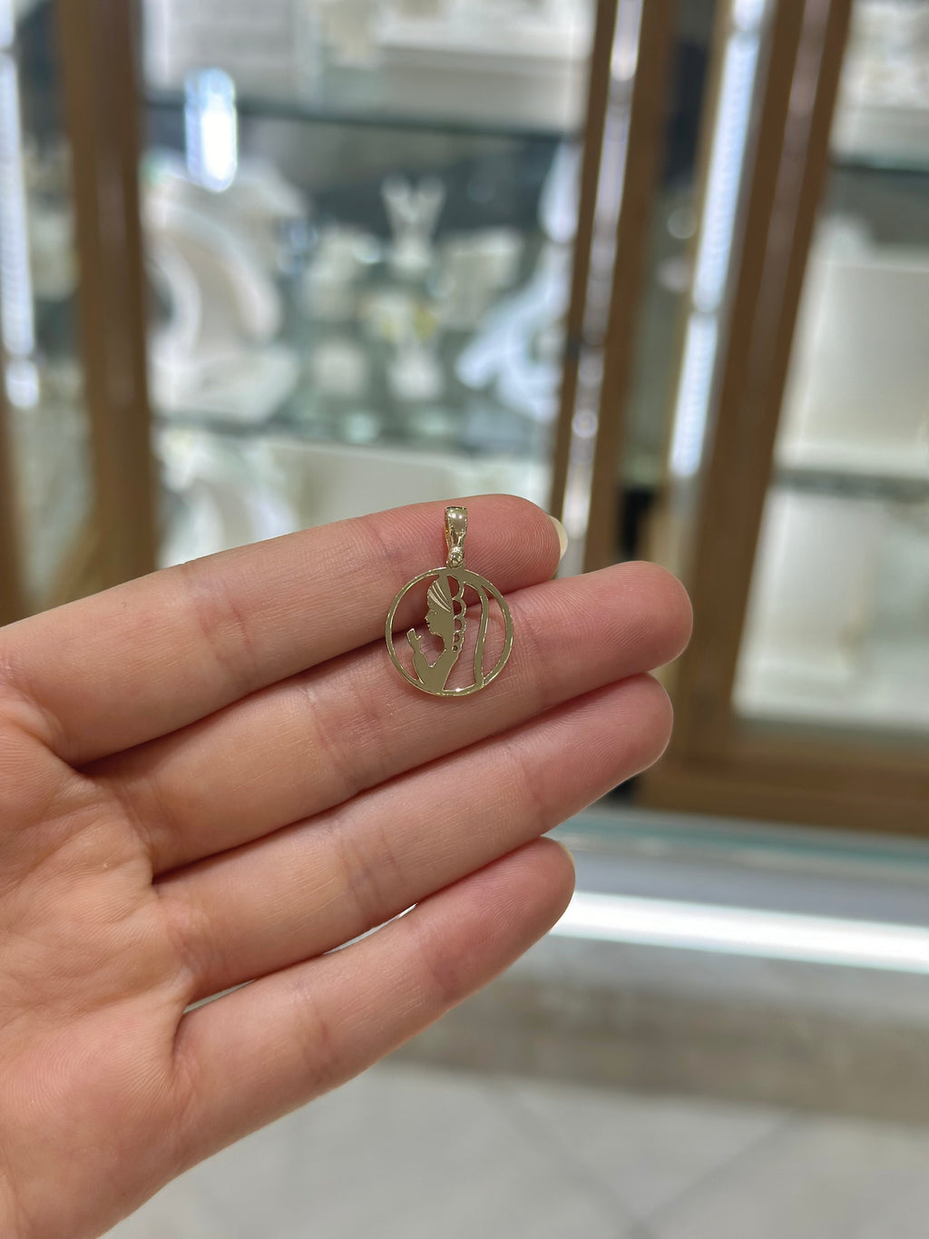 Medalla lisa figura Virgen Niña 14K
