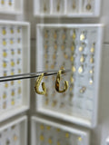 Aretes chuecos huecos 14K