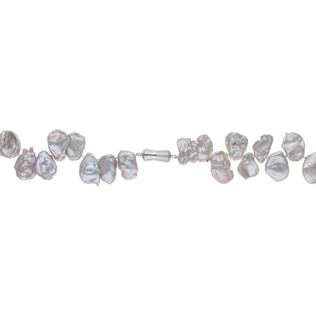 Collar perlas cereal grises