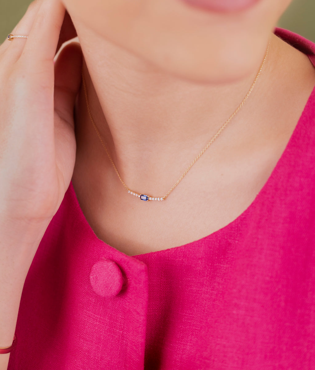 Collar sonrisa zafiro baguette y brillantes 14K