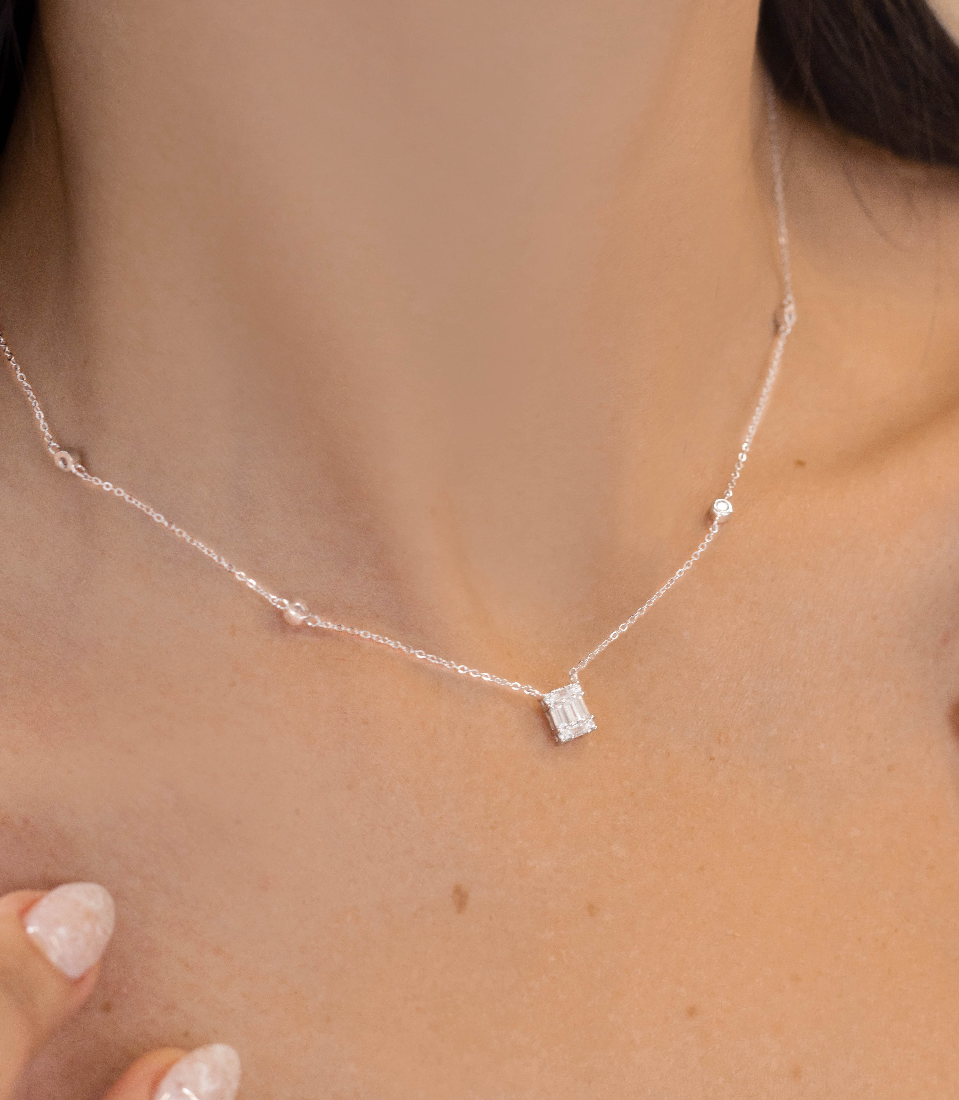 Collar/Choker dije baguettes circonias plata