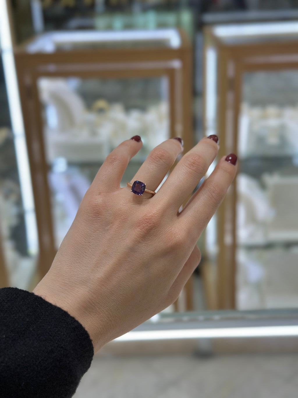 Anillo solitario amatista oro rosa 14K