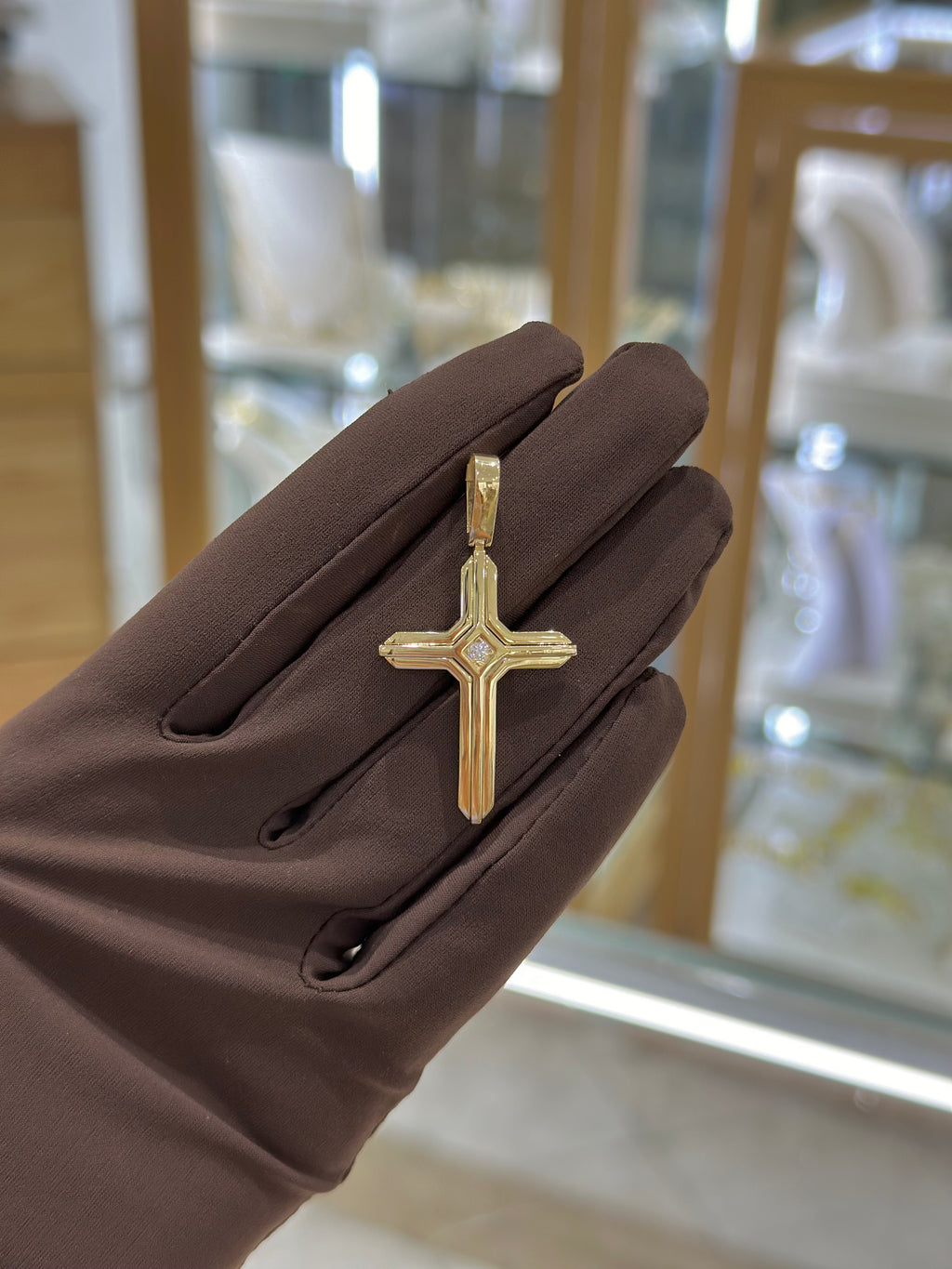 Cruz  circonia al centro 14K