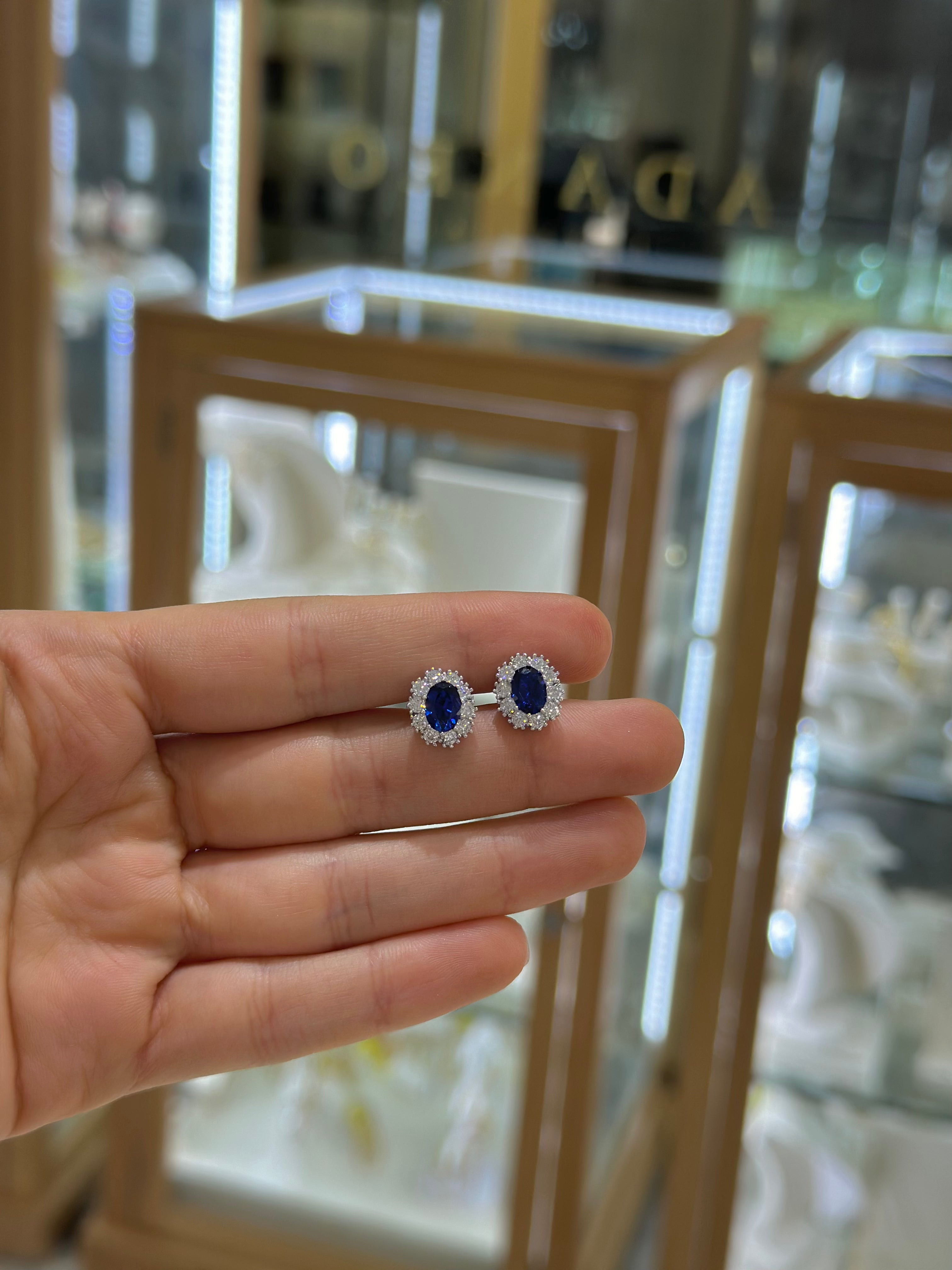 Broquel circonia azul y blancas plata