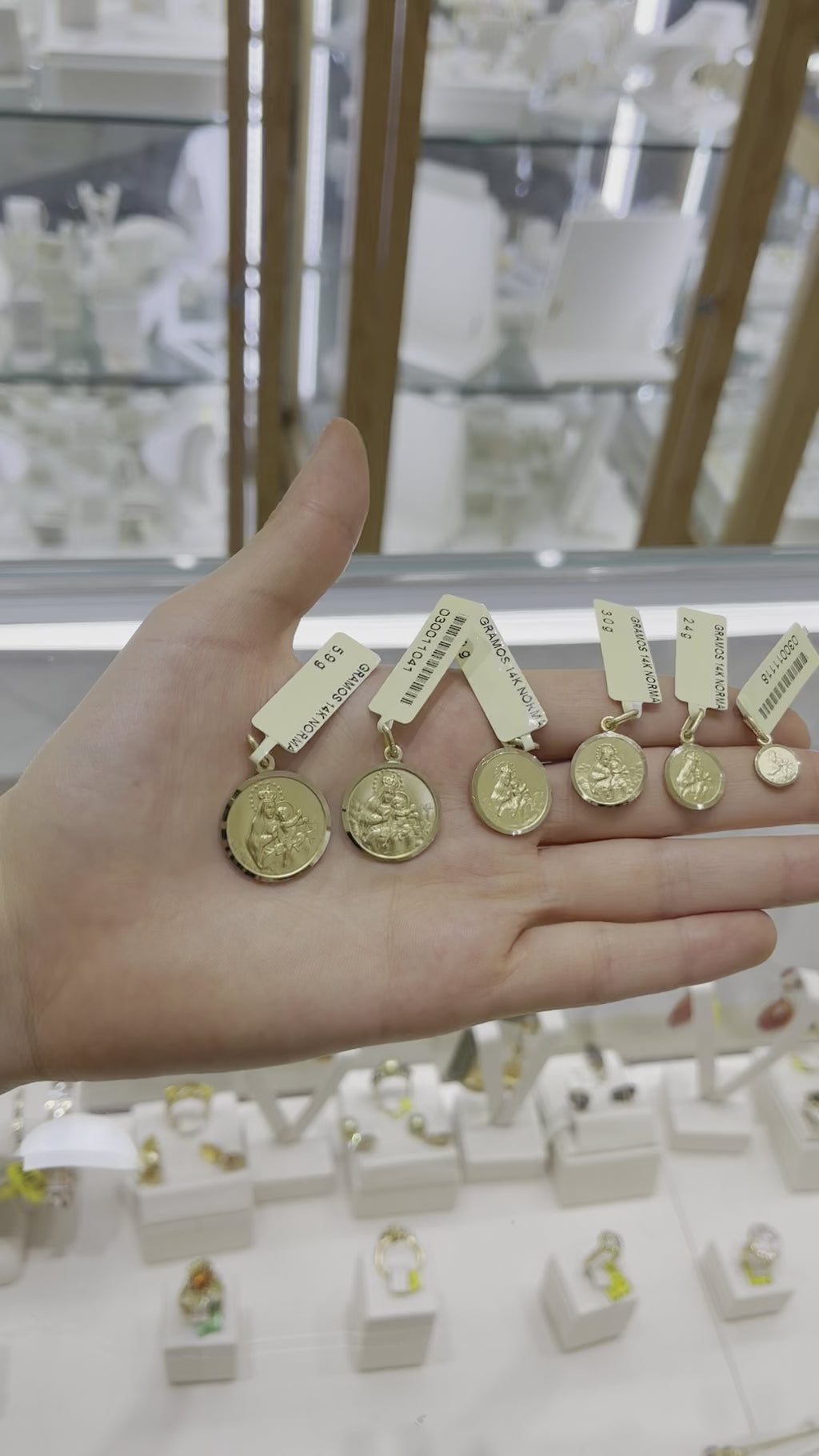 Medalla Vírgen del Carmen 14K