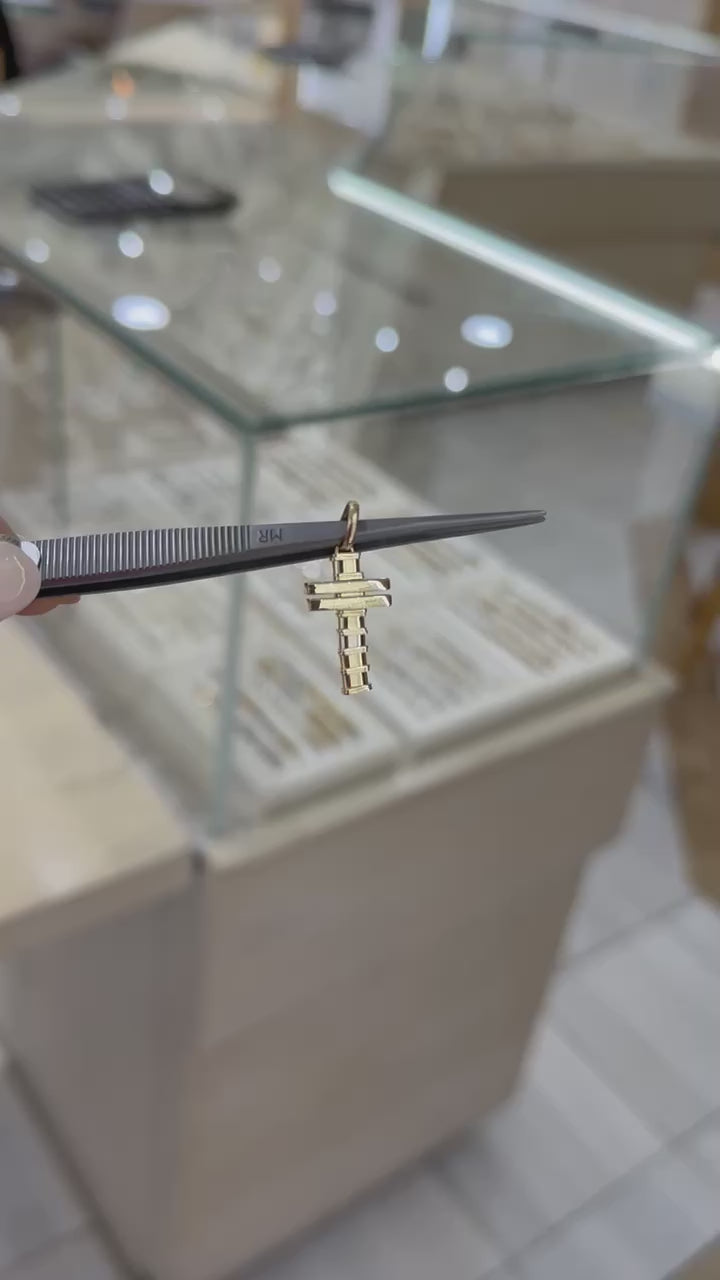 Cruz lisa rayas 14K