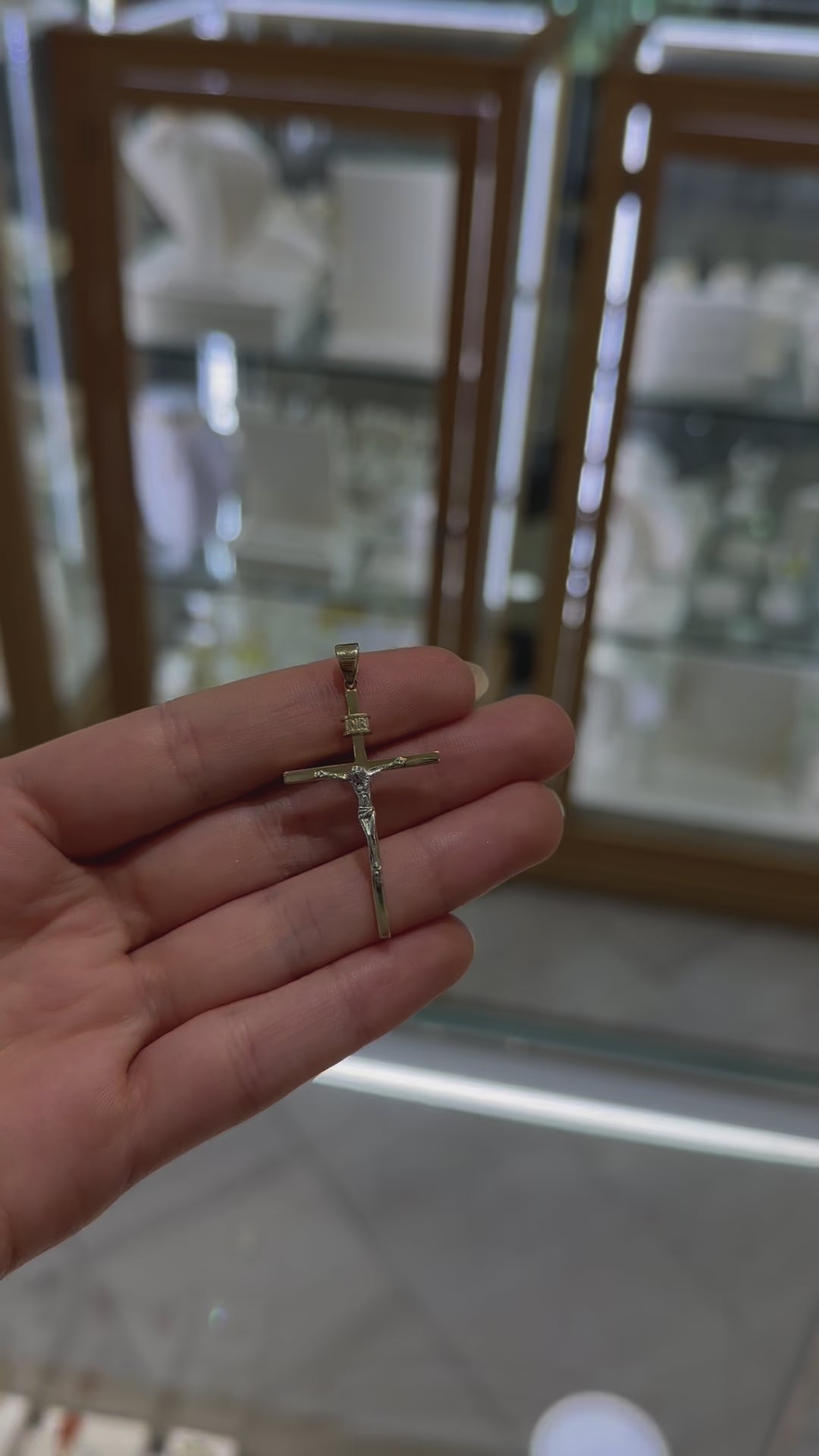 Cruz bicolor con circonias negras 14K