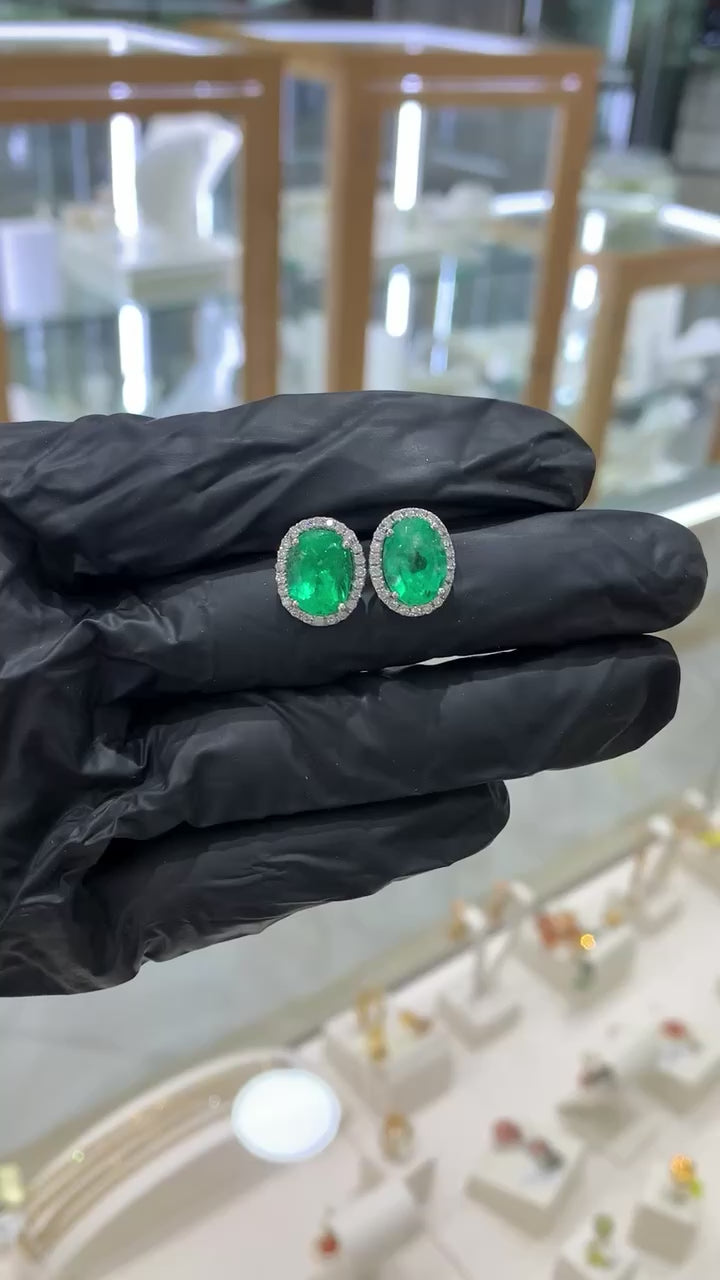 Broquel esmerladas 14K