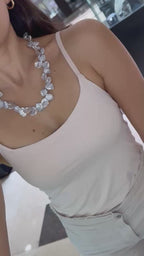 Collar perlas cereal grises