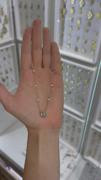 Collar perlas y medalla Virgen orando 10K