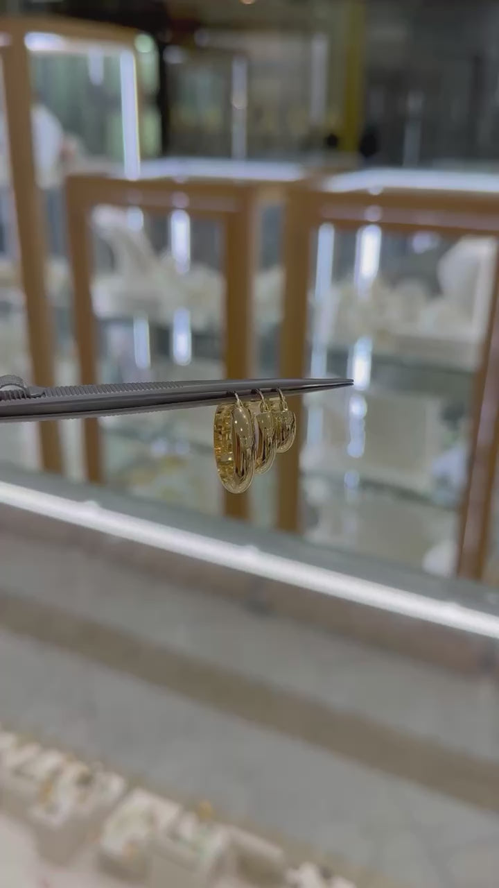 Arracadas huecas oro amarillo 14K