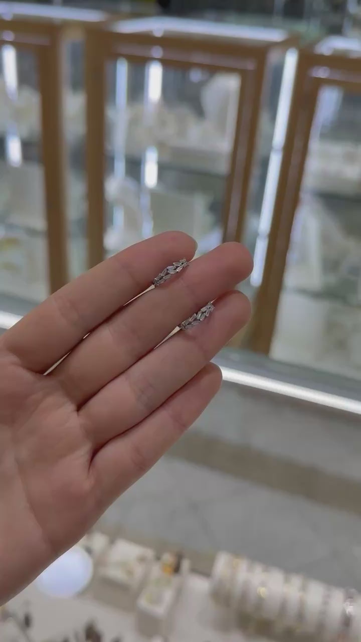 Arracadas circonias oro blanco 14K