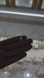 Cruz mini circonias 14K