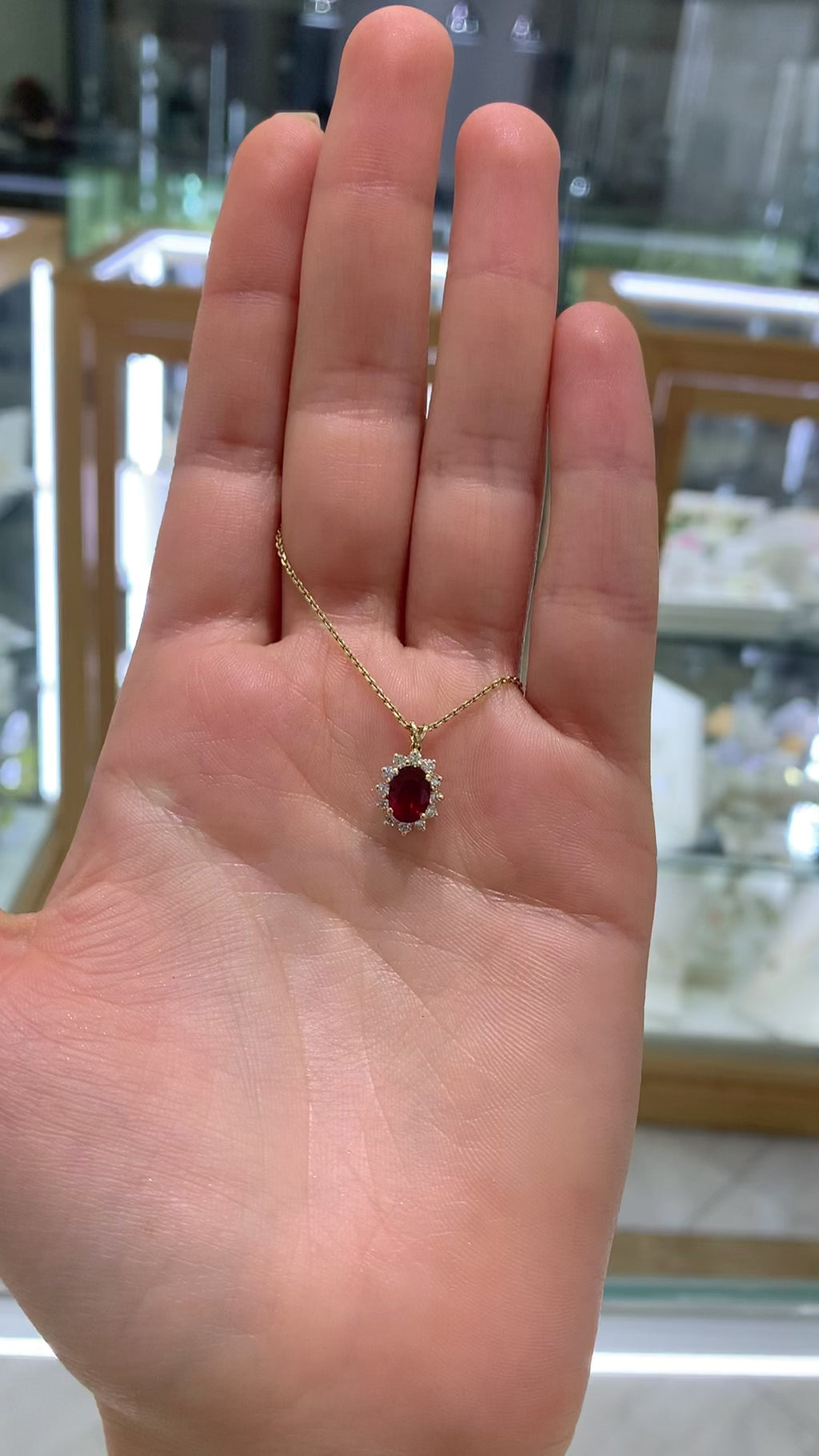 Collar rubí y brillantes 14K