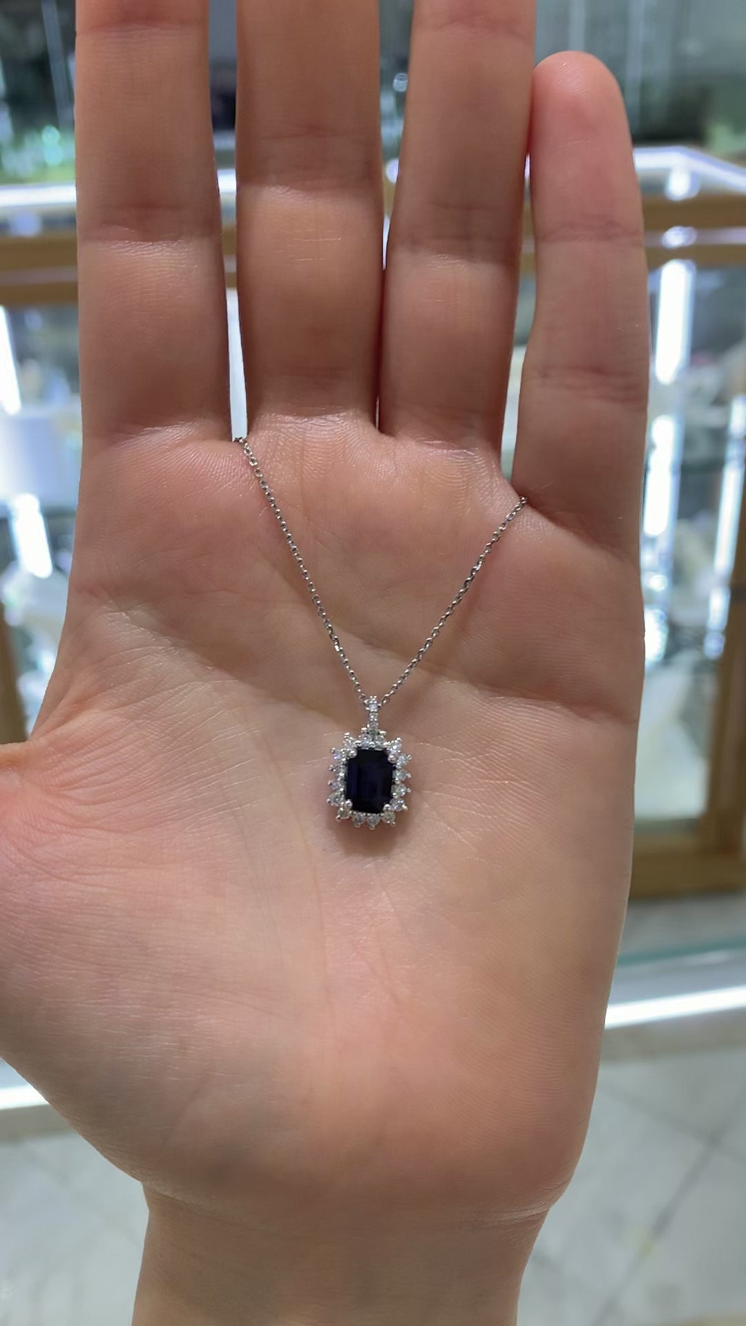 Collar zafiro y brillantes 14K