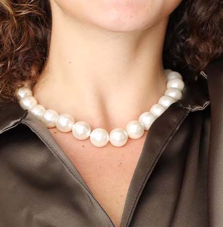 Collar perlas blancas